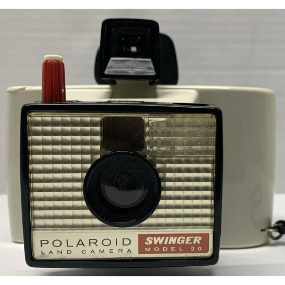 Polaroid Swinger Land Camera Model 20 with Wrist Strap Vintage V27